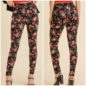 Umgee Brushed Cotton Black Floral Jeggings